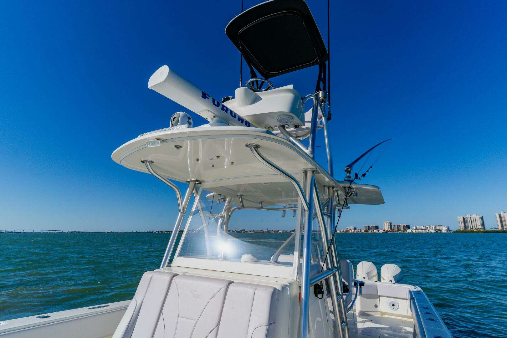 2012 SeaVee 390B - Image 22
