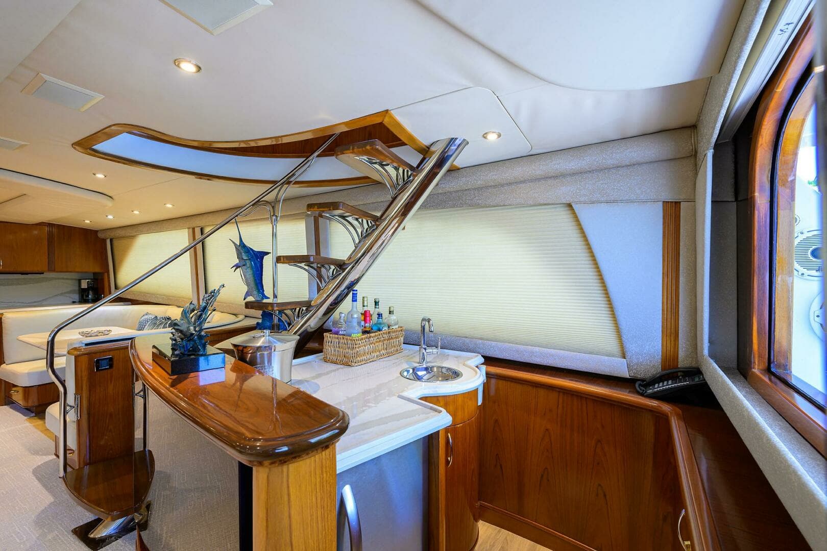 2004 Sea Force IX 82 Enclosed Bridge - Image 22