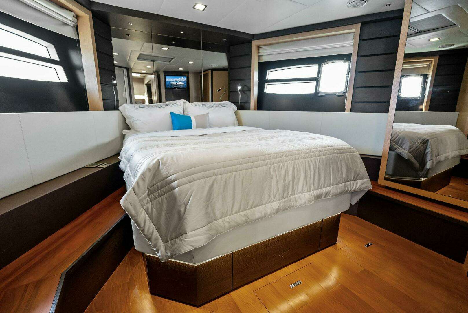 2013 Absolute 64 - Image 44
