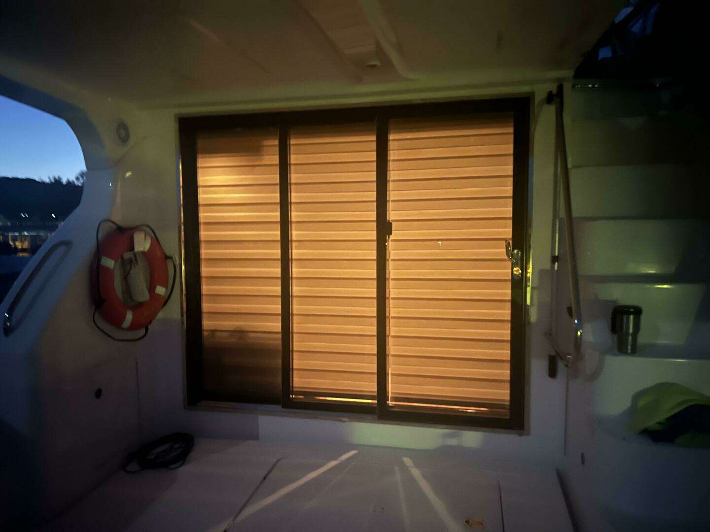 2008 Ovation 52 - Image 39