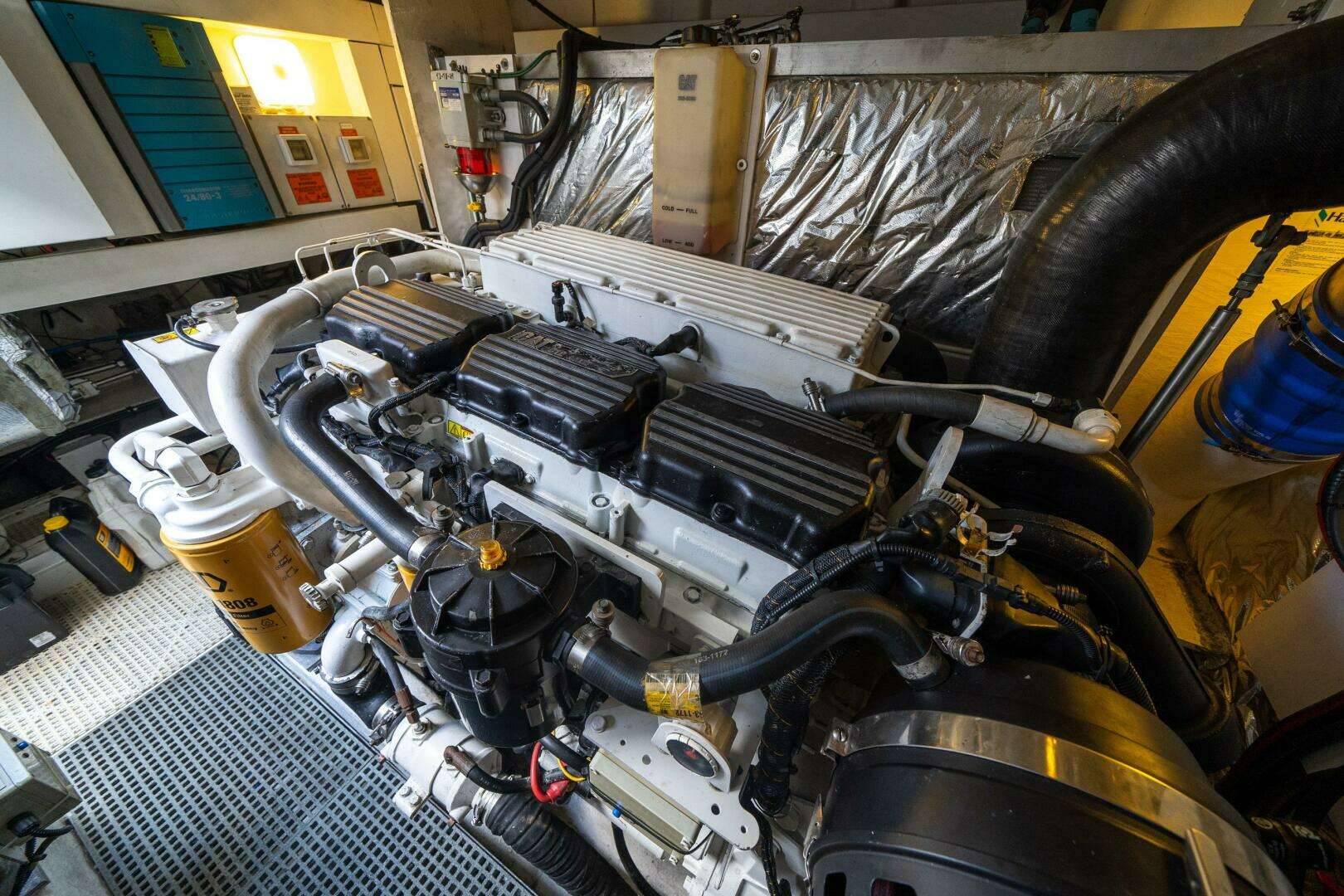 2012 Princess V52 - Image 36