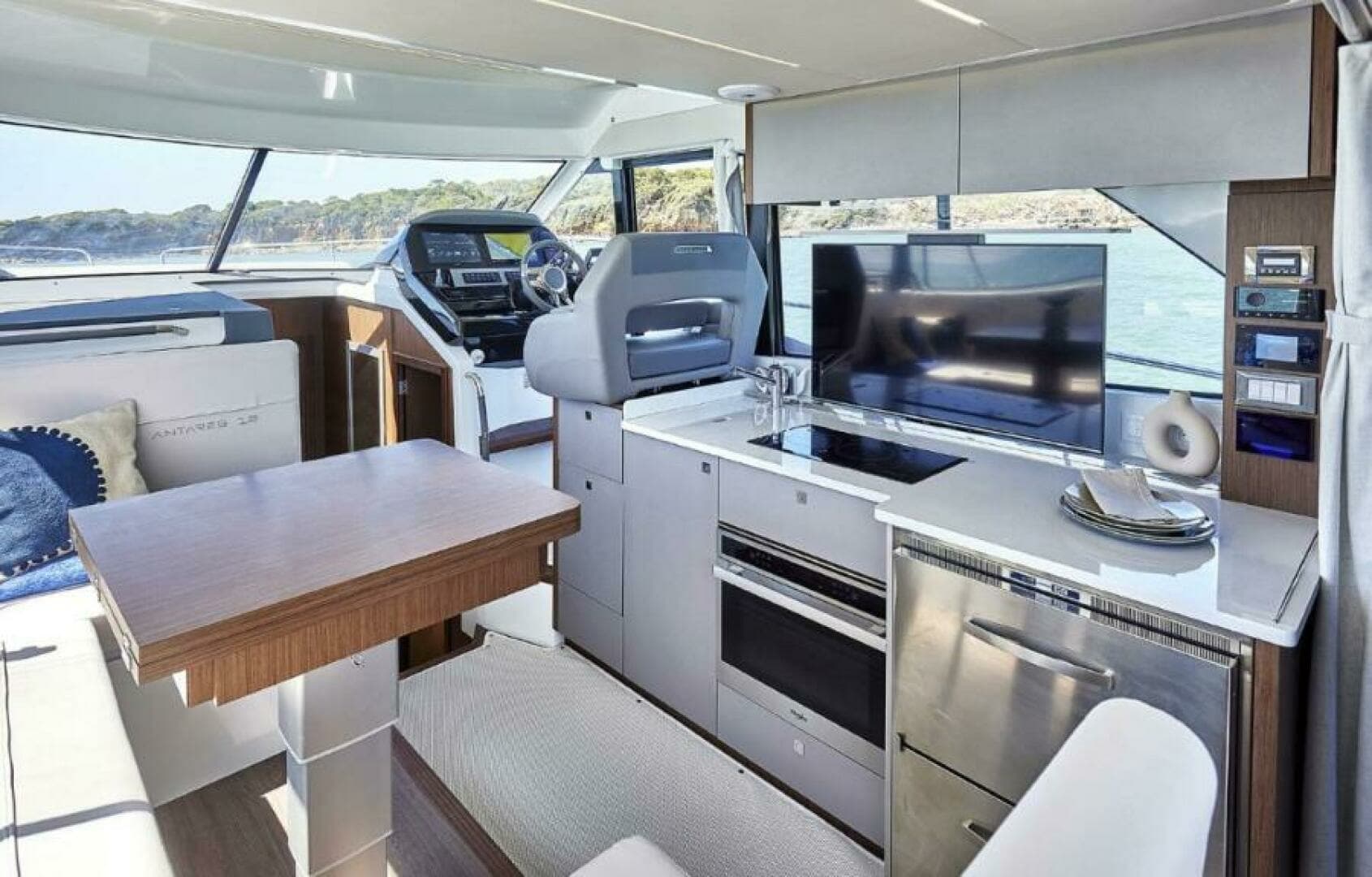 2026 Beneteau Antares 12 - Image 10