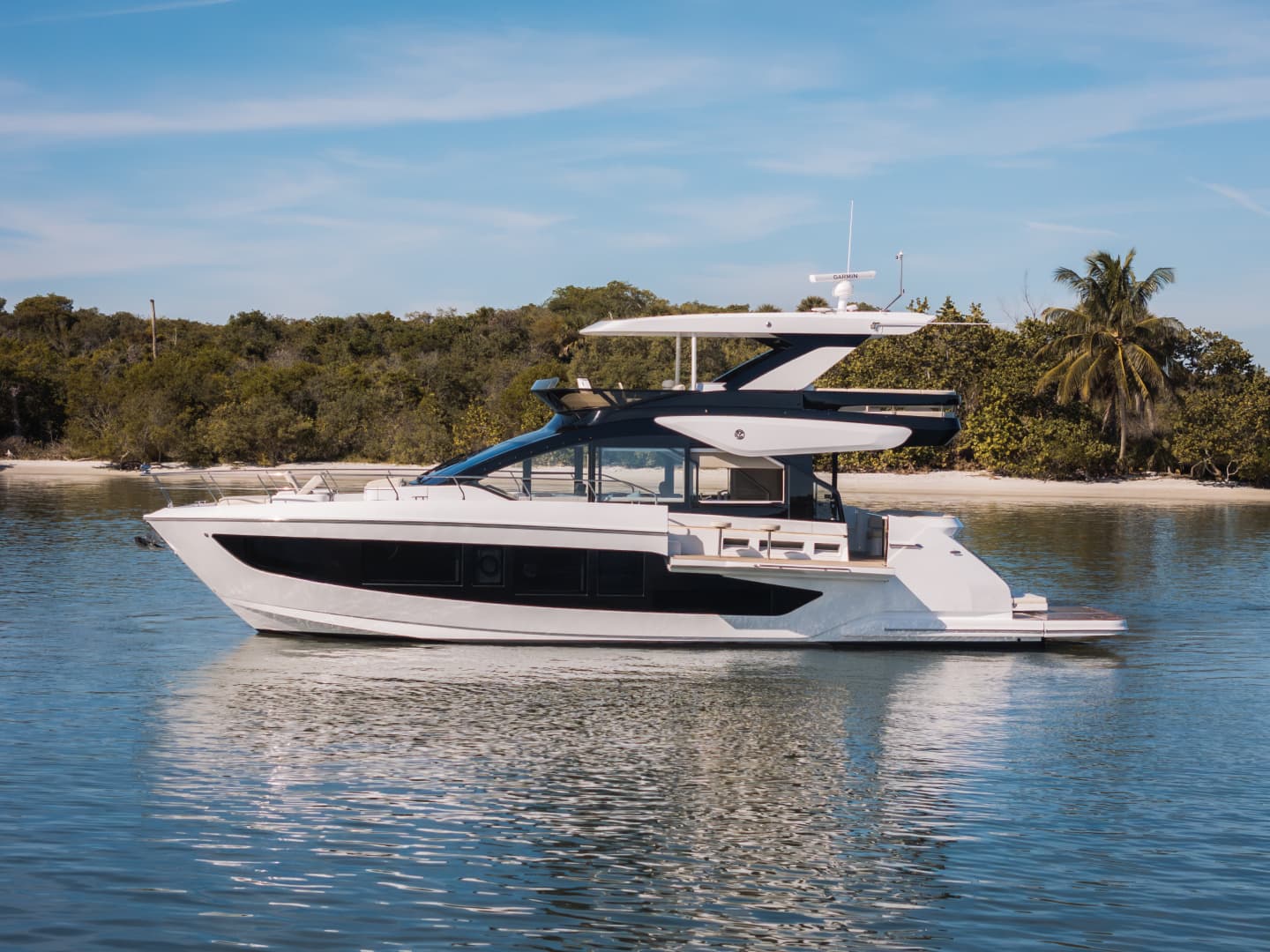 2026 Cruisers Yachts 57 FLY - Image 73