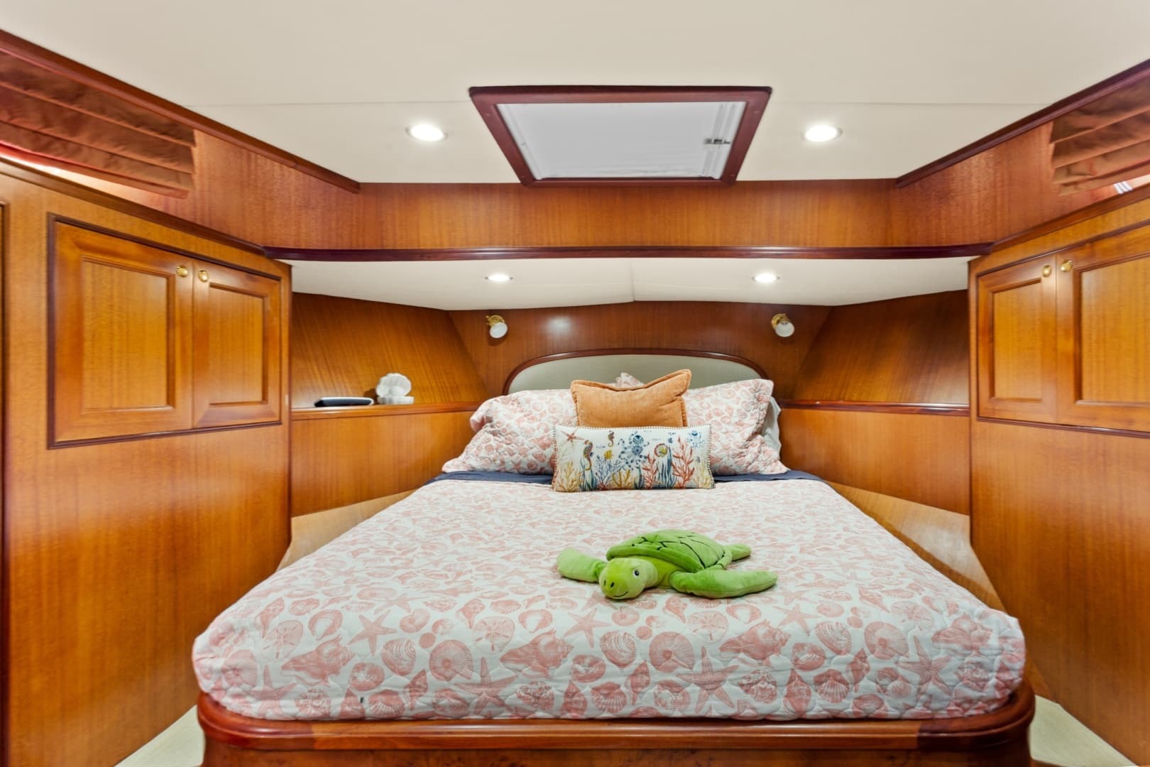 2005 Offshore Yachts Offshore 66 - Image 21