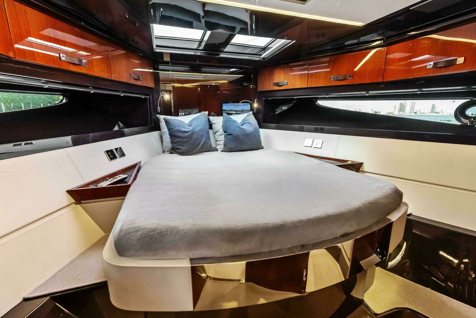 2021 Riva 56' Rivale - Image 47