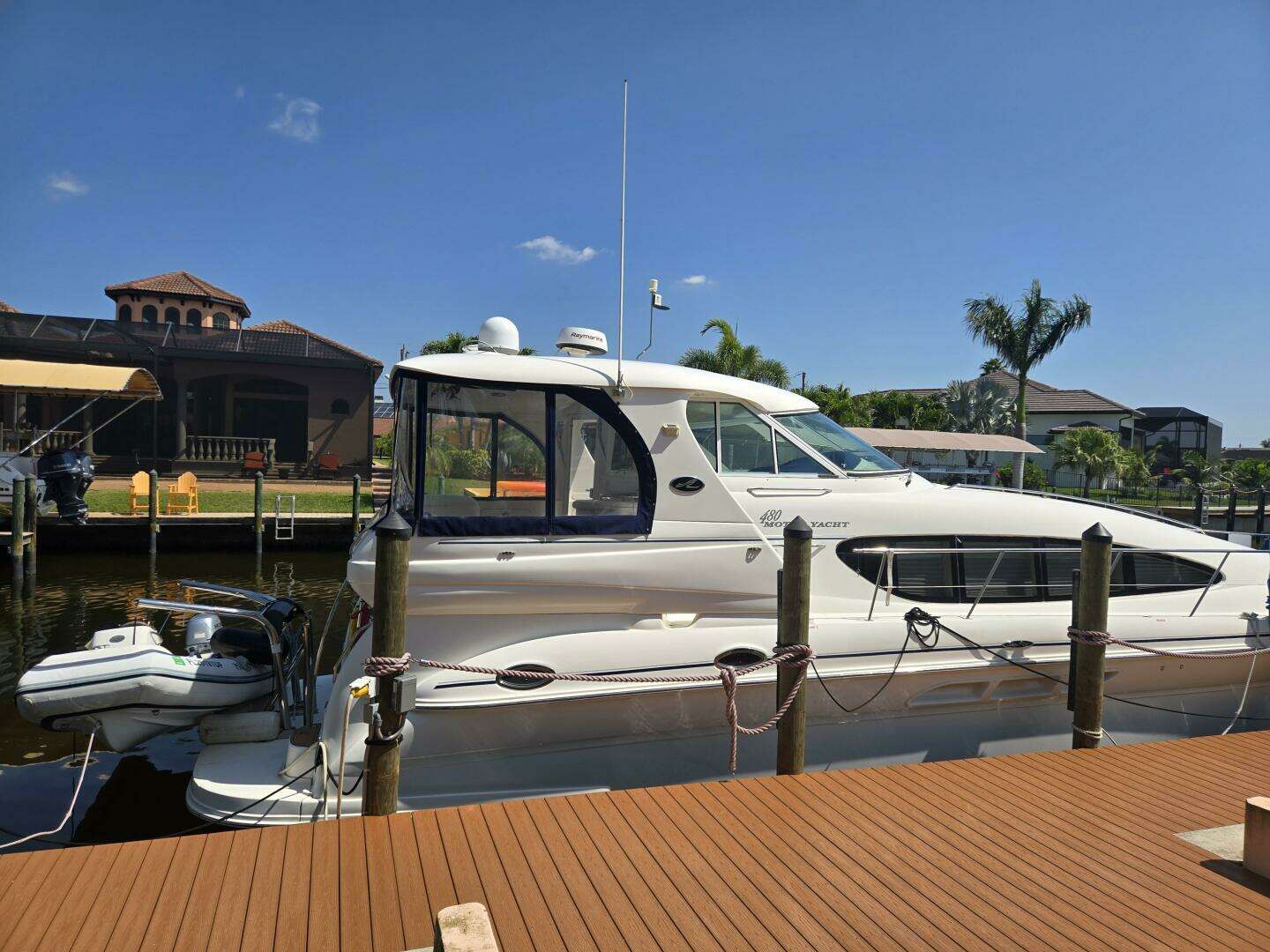2004 Sea Ray 480 - Image 3