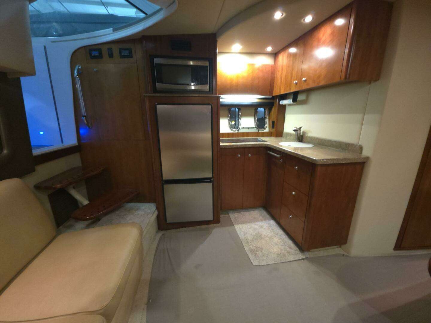 2008 Cruisers Yachts — - Image 27