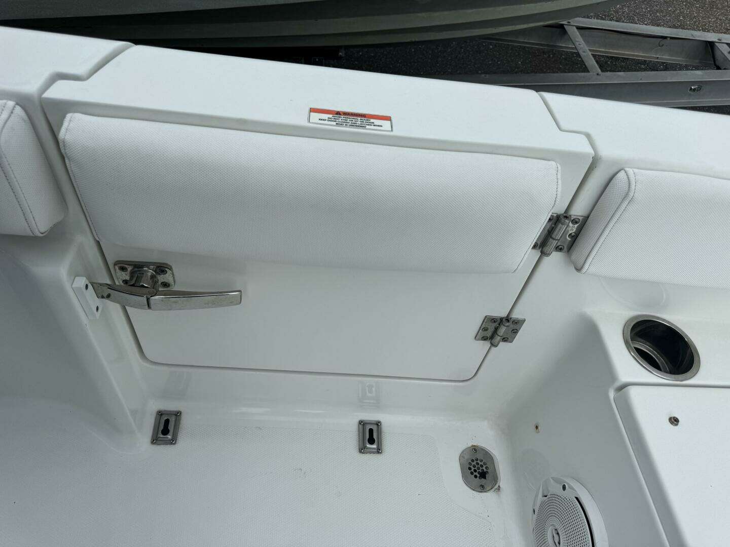 2017 Sea Hunt 235 Ultra SE - Image 20