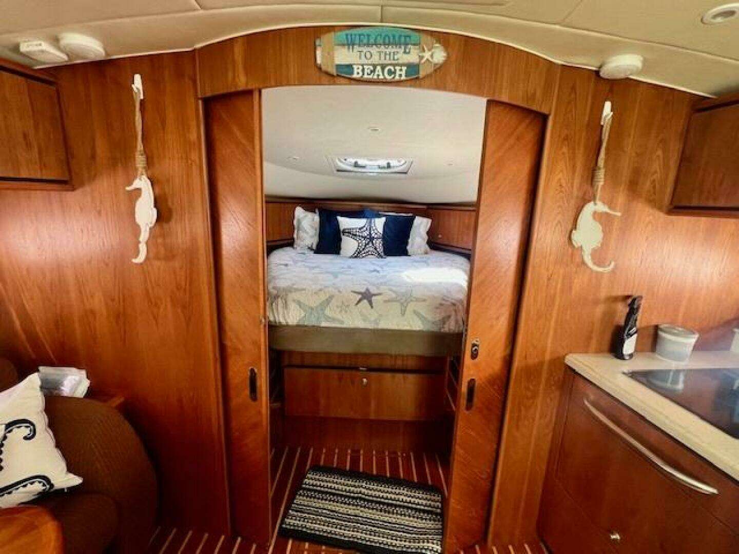 2007 Tiara Yachts 3900 Sovran - Image 18