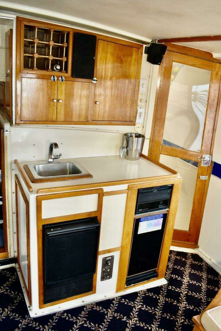 1987 Californian — - Image 4