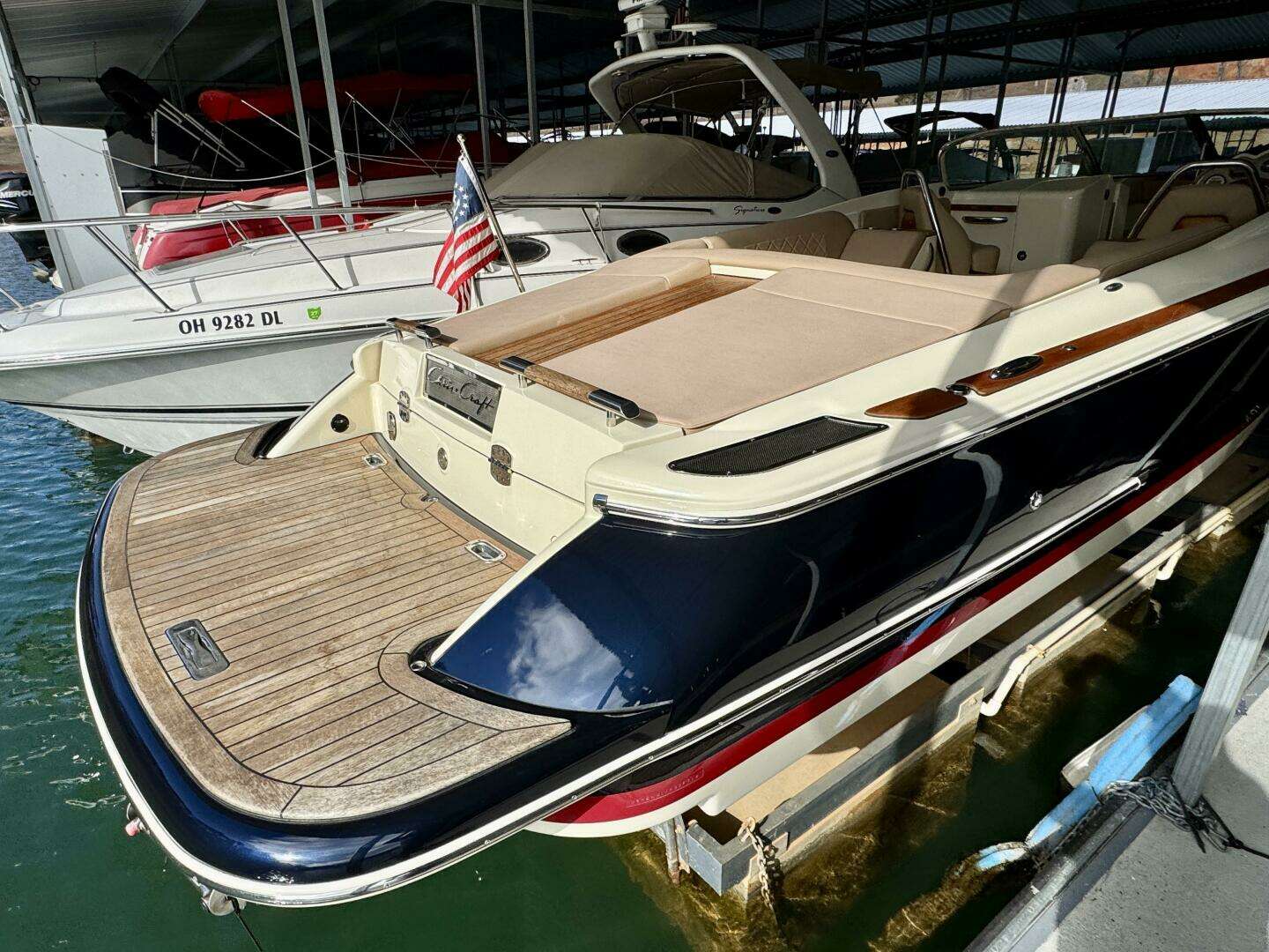 2018 Chris-Craft Launch 27 Heritage Trim Edition - Surf - Image 12