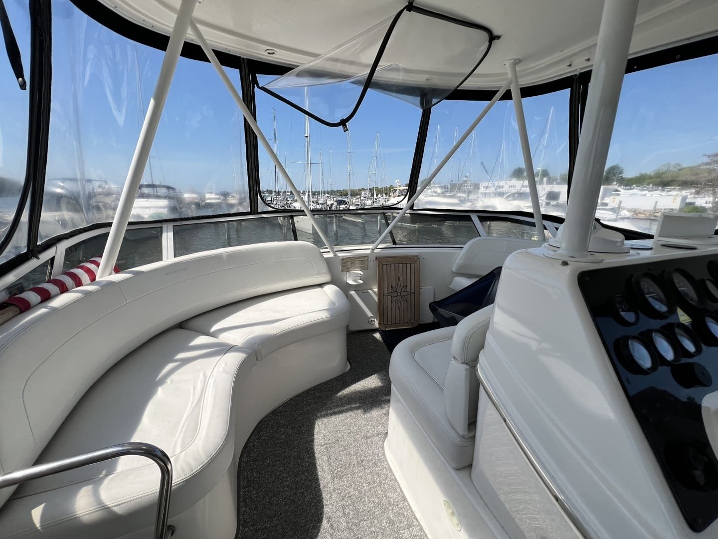 2000 Silverton 42C - Image 26