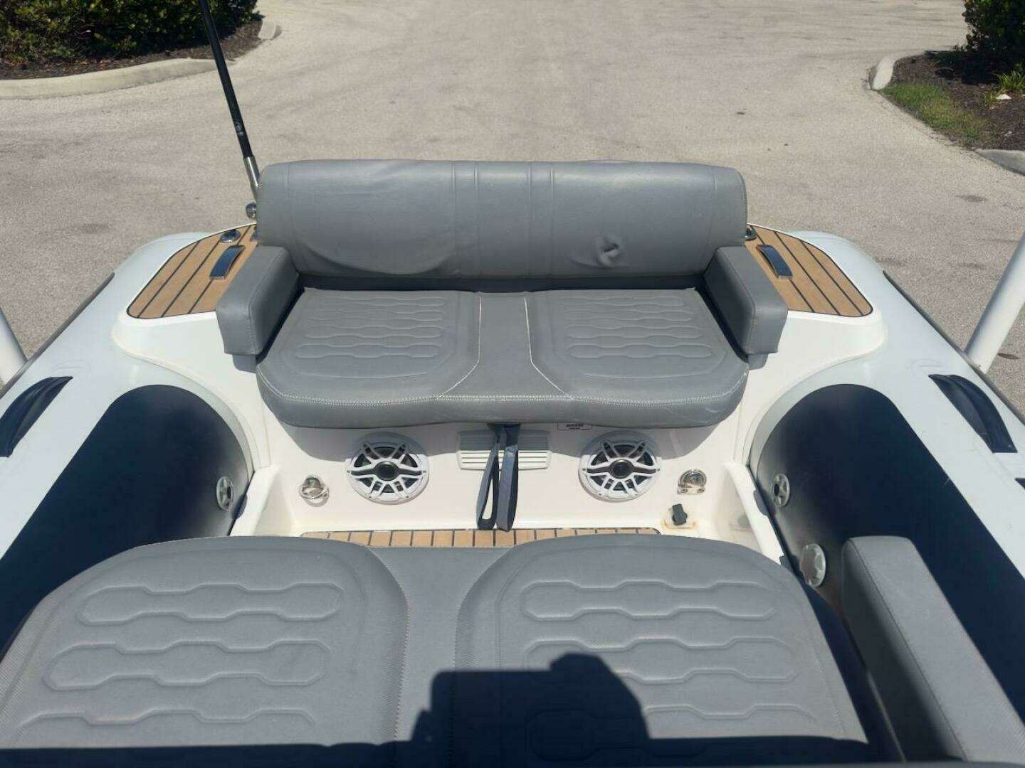 2024 Williams Jet Tenders 445 Diesel Jet - Image 6