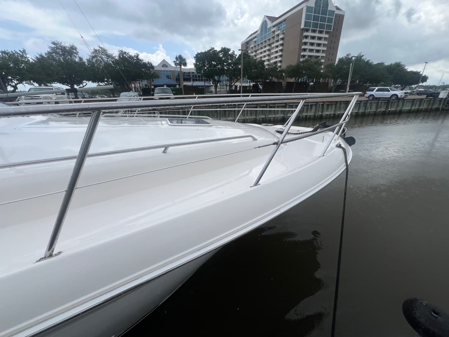1997 Sea Ray 400 Sedan Bridge - Image 6