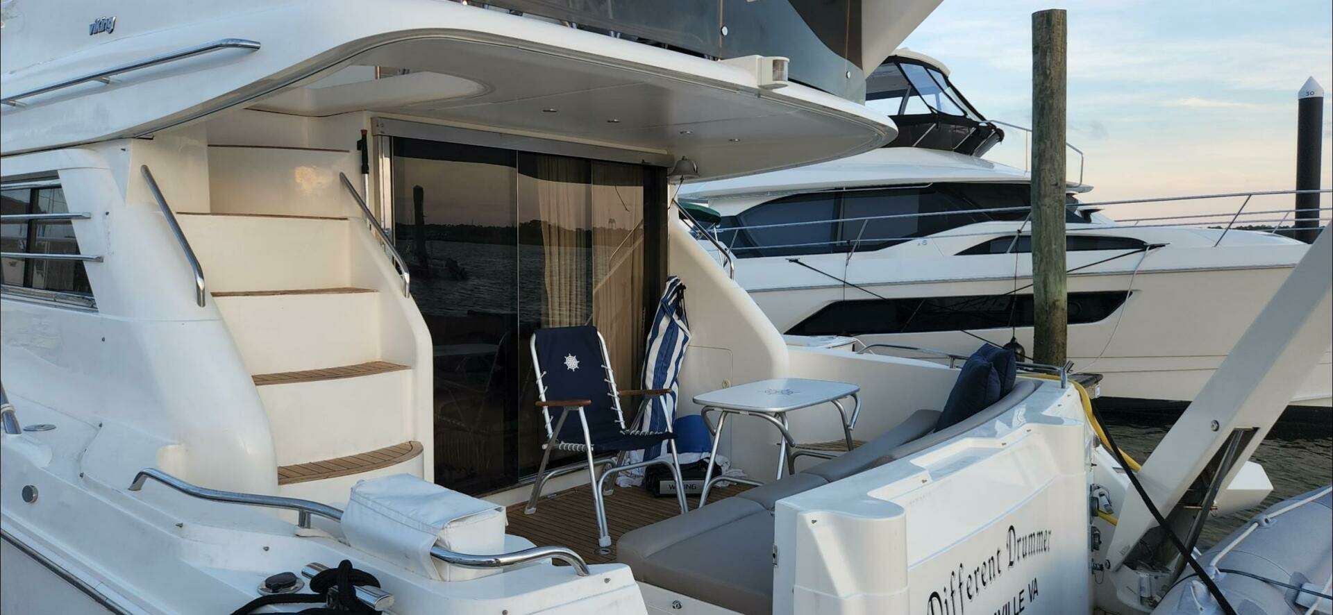 1998 Viking Princess Sport Cruiser - Image 91