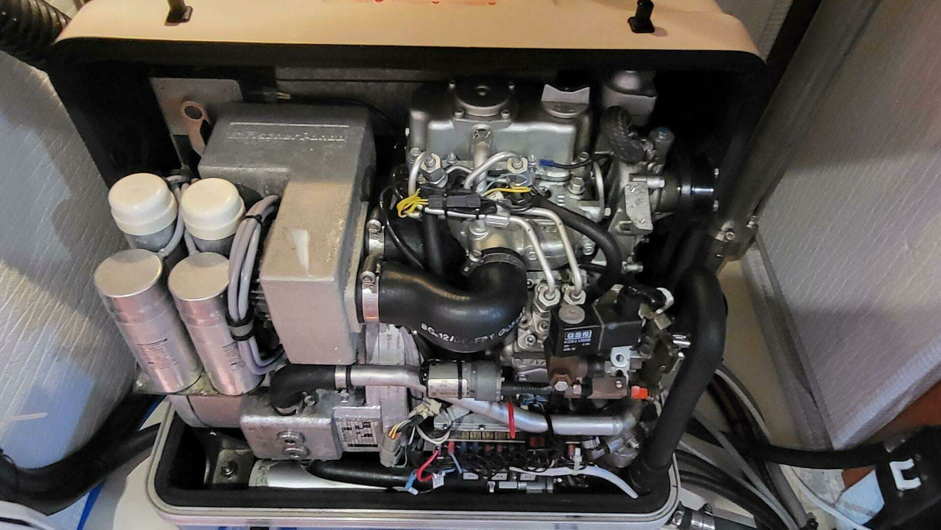 2009 Hunter 50 CC - Image 35
