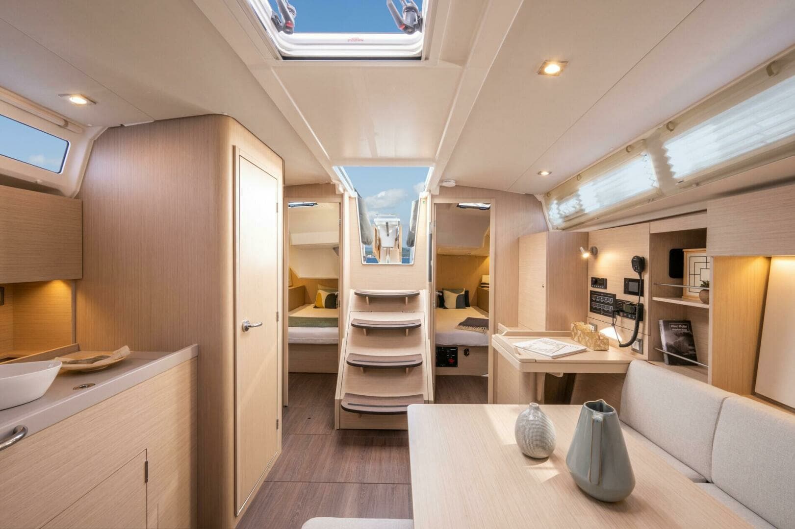 2026 Beneteau 37.1 - Image 5