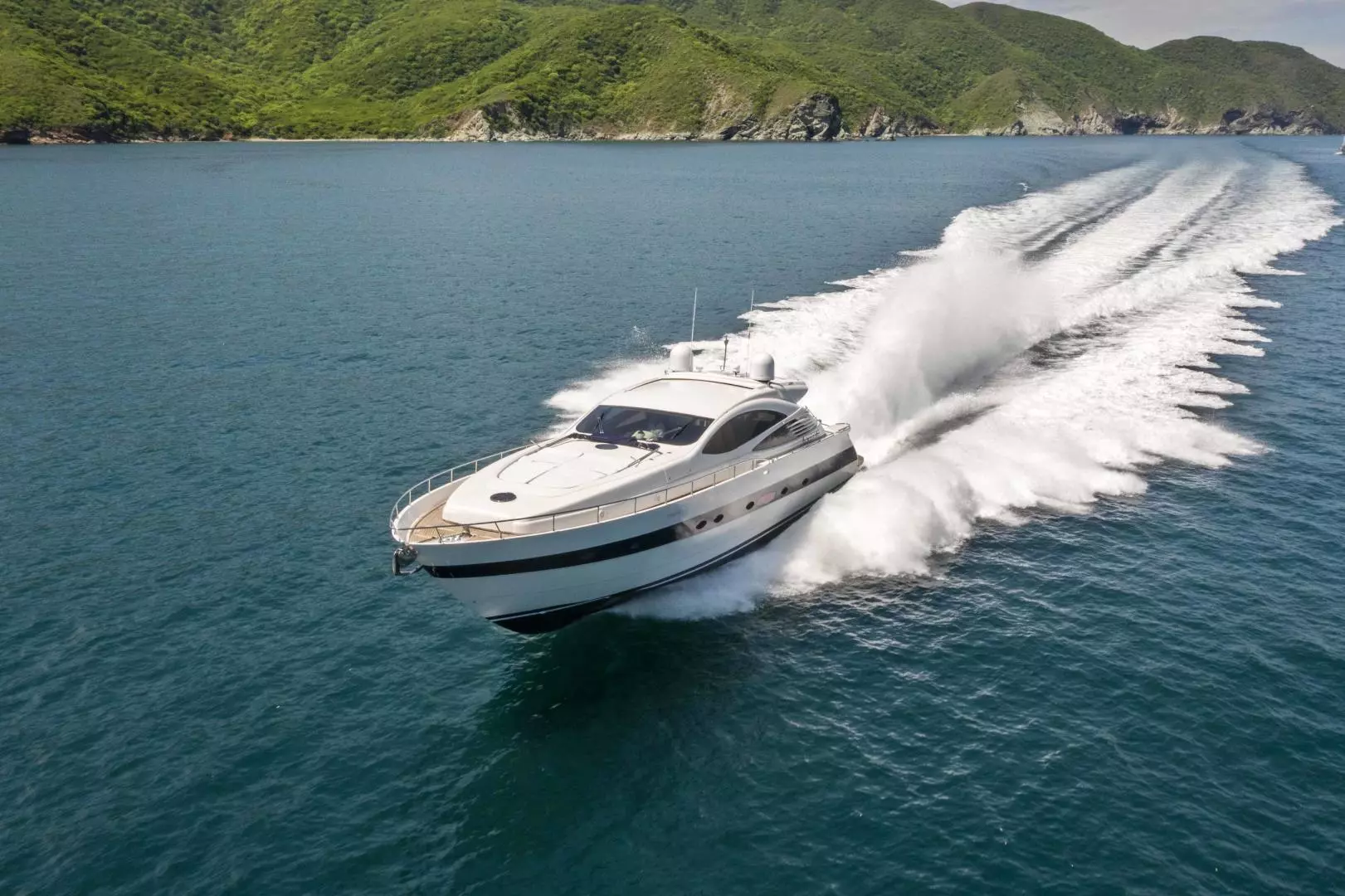 2005 Pershing 76 Motor Yacht - Image 58