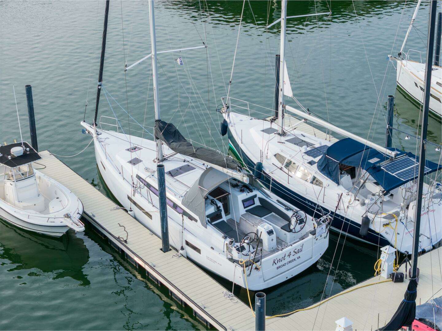 2023 Jeanneau Sun Odyssey 410 - Image 7