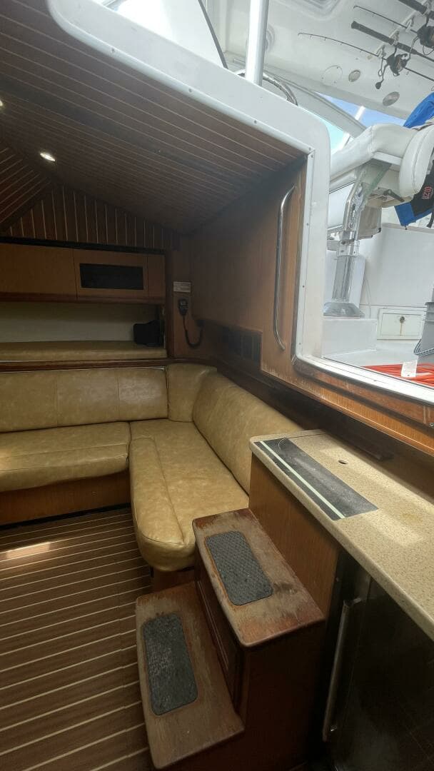 2006 Luhrs 41 Open - Image 4