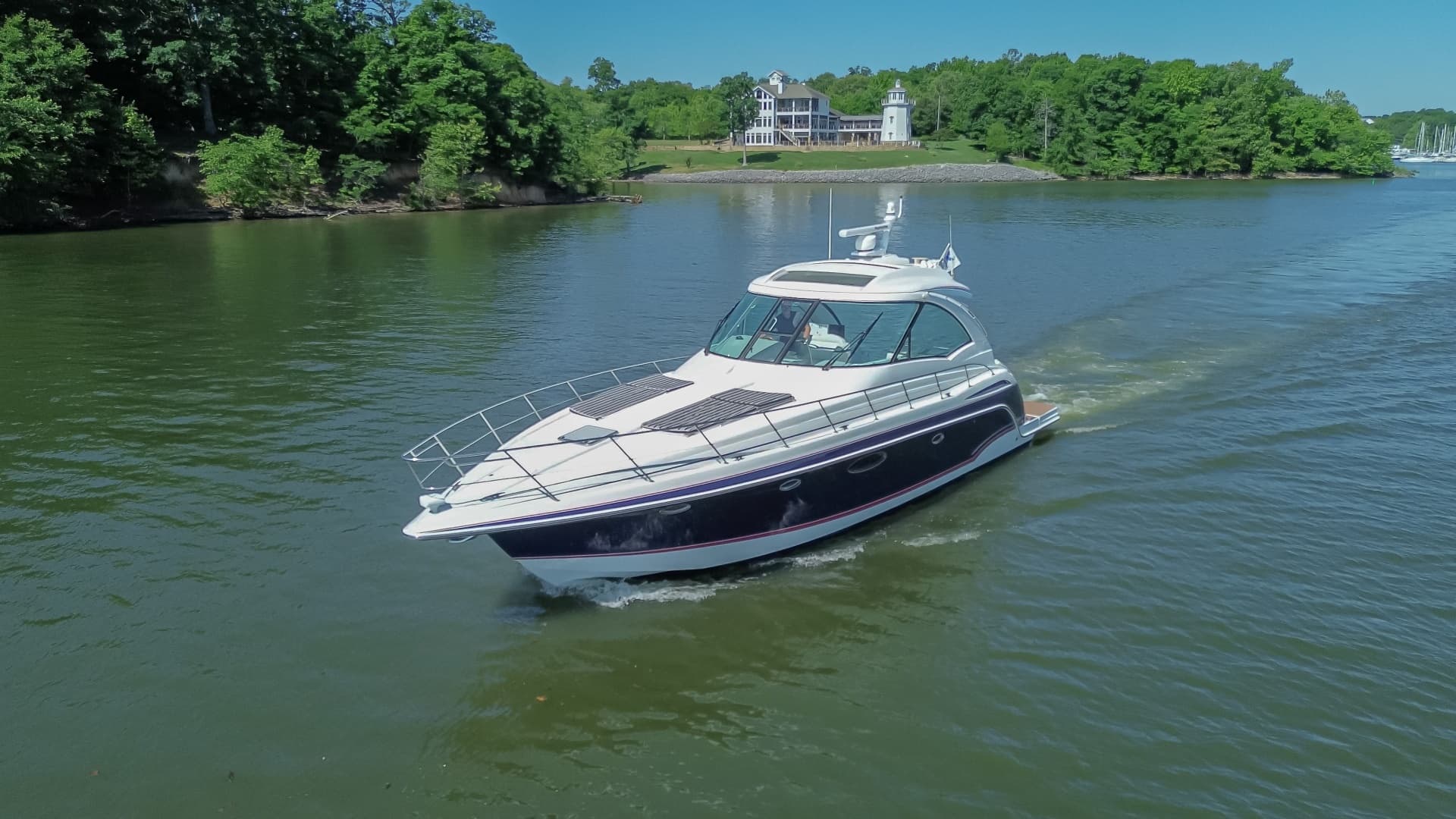 2008 Formula 45 Yacht - Image 4