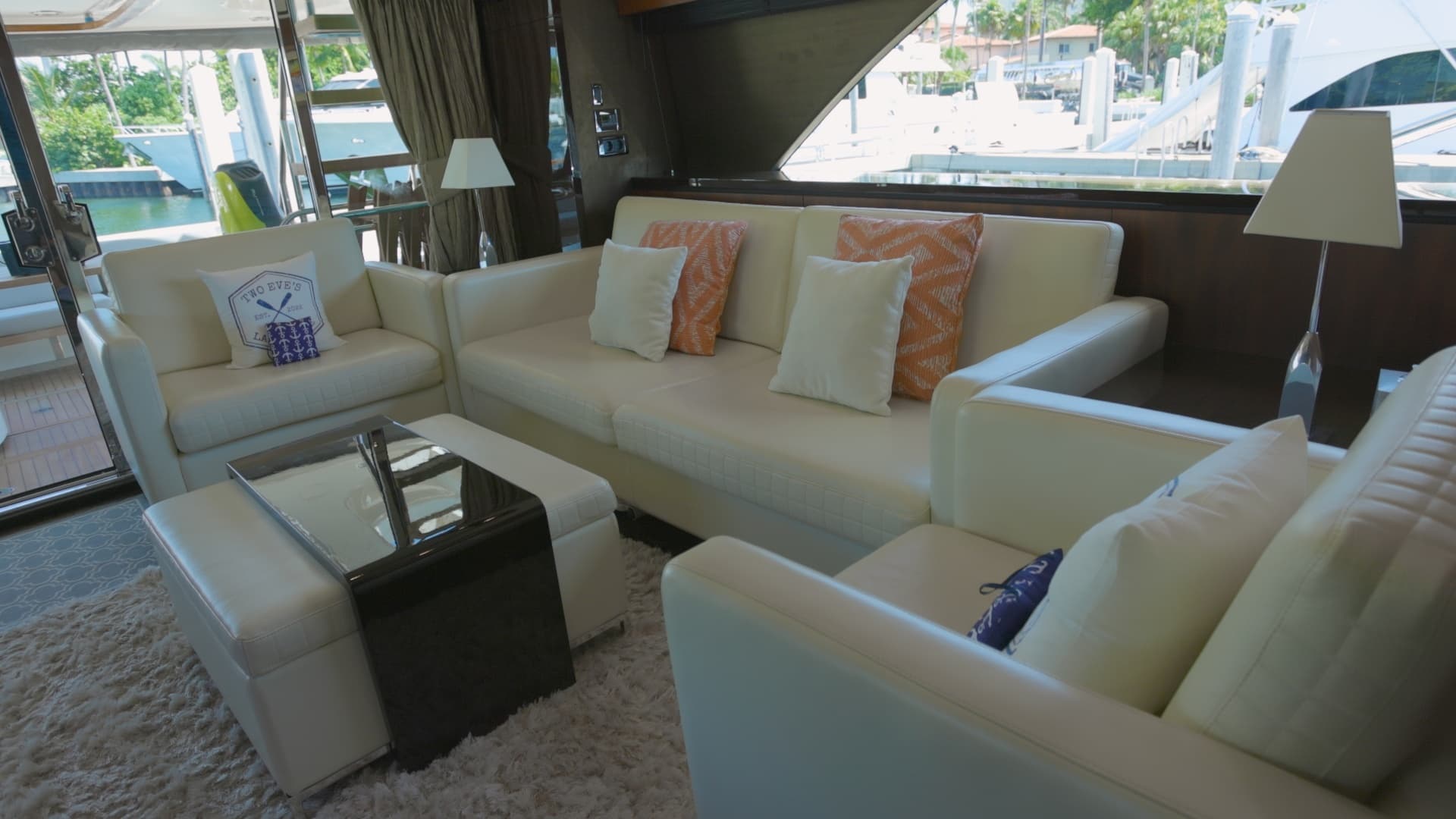 2014 Fairline Squadron - Image 16