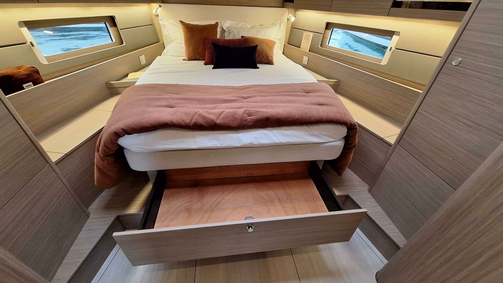 2026 Beneteau Oceanis 47 FIRST LINE - Image 16