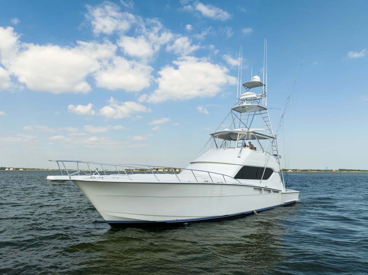 2002 Hatteras 60 Convertible - Image 36