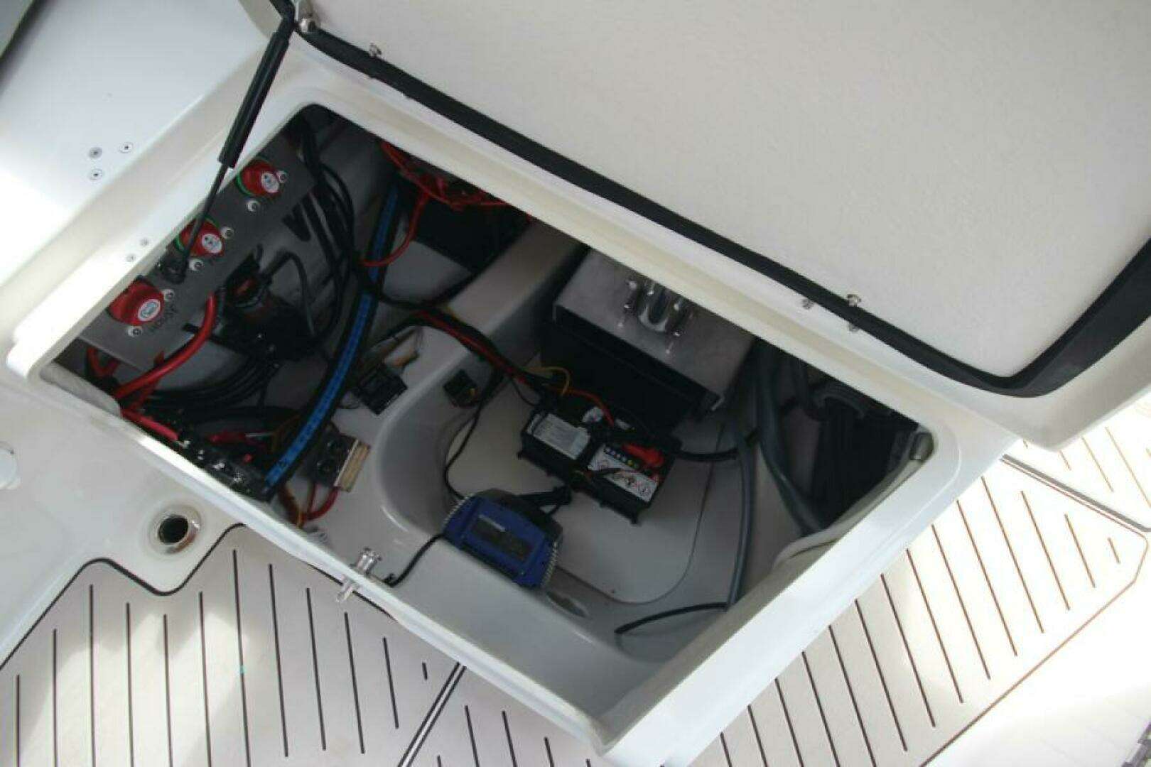 2024 Zodiac Medline 9 NEO - Image 38