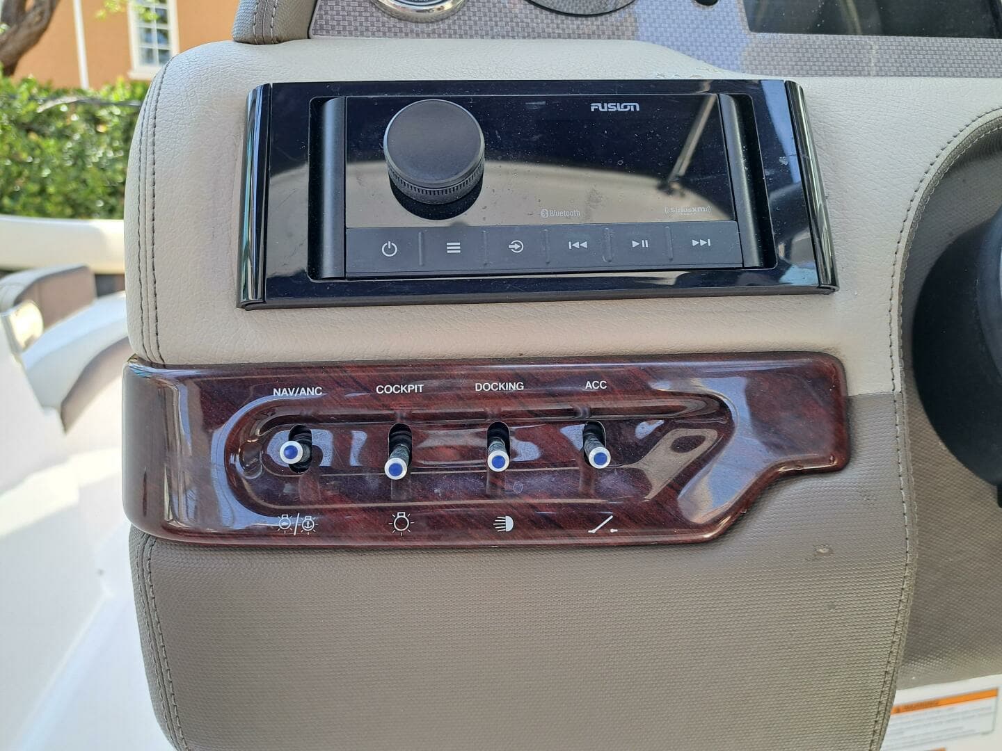 2014 Regal 2700 Bowrider - Image 36
