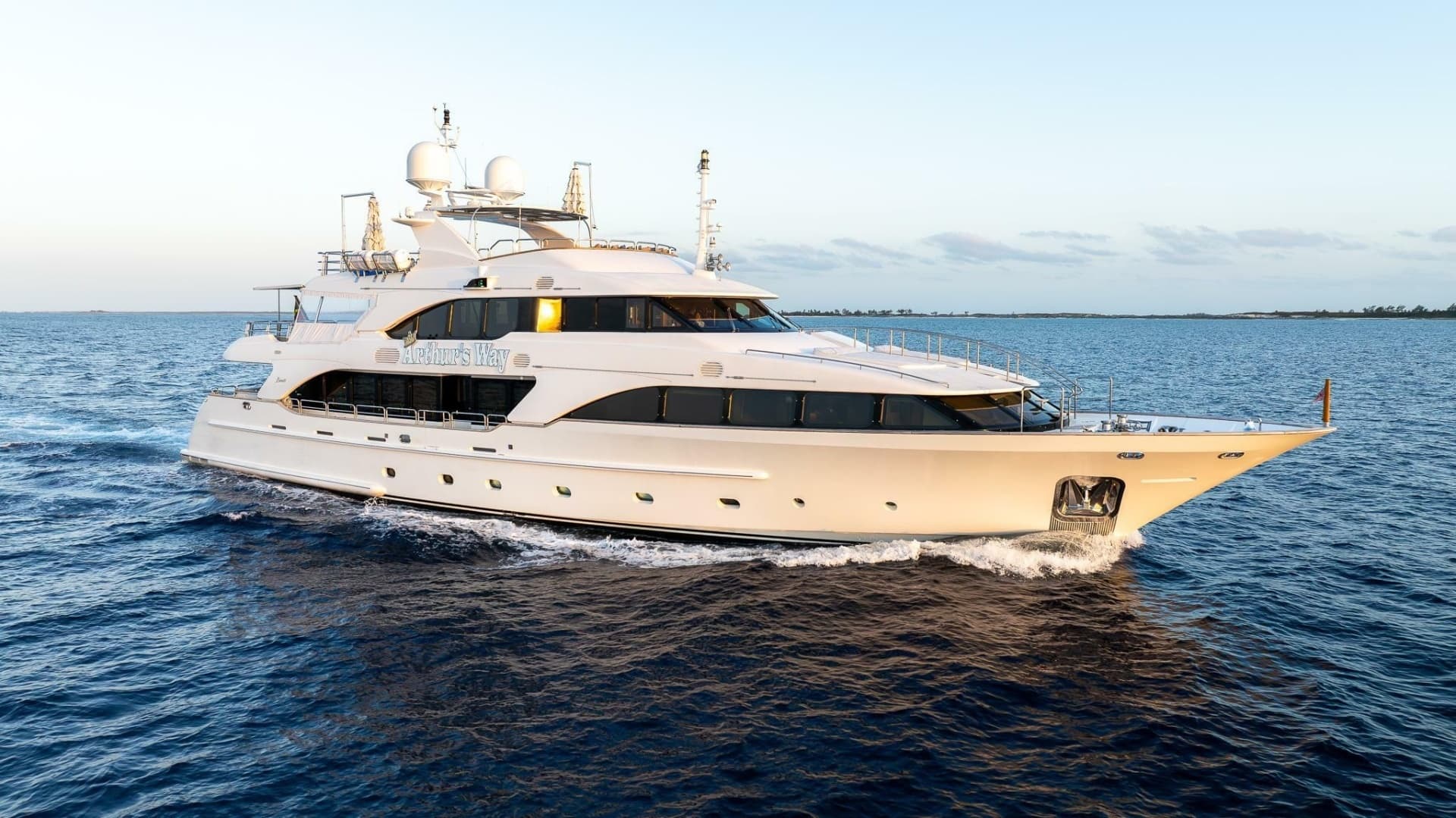 2008 Benetti 121 Classic - Image 2