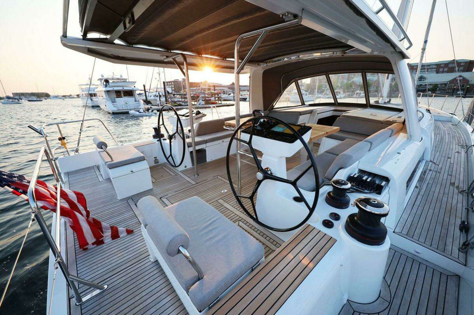 2023 Beneteau Oceanis 60 - Image 13