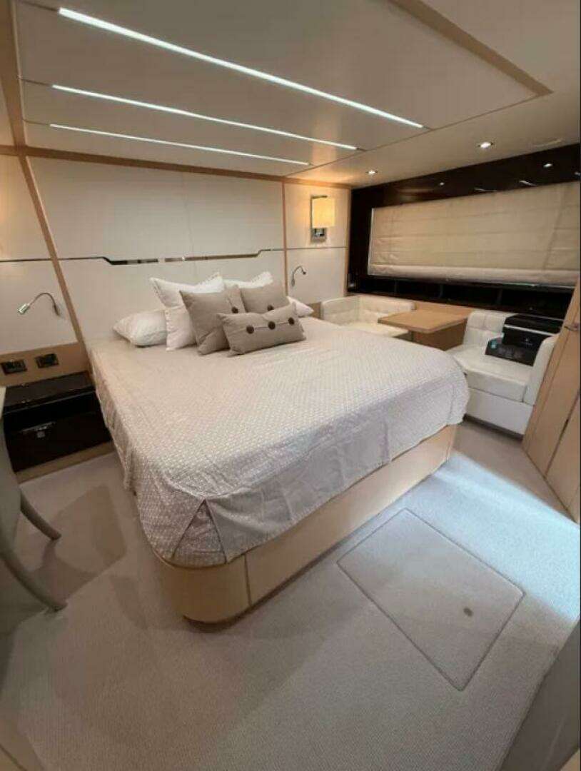 2017 Sunseeker 68 Predator - Image 24