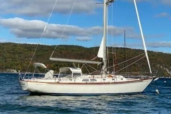 1987 Hinckley Sou'wester Sloop C/B - Image 1