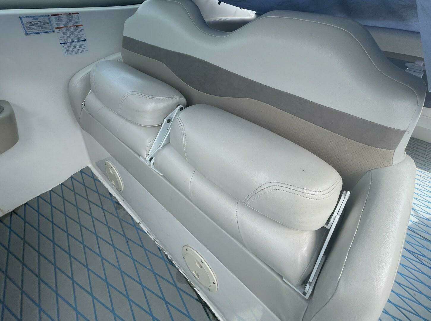 2005 Chaparral 290 Signature - Image 10