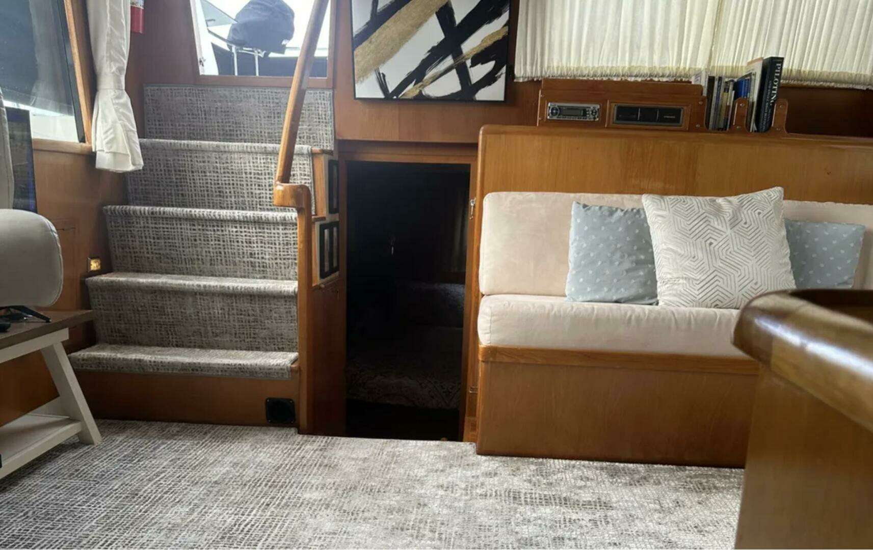 1988 Ocean Alexander 42 Aft Cabin - Image 6