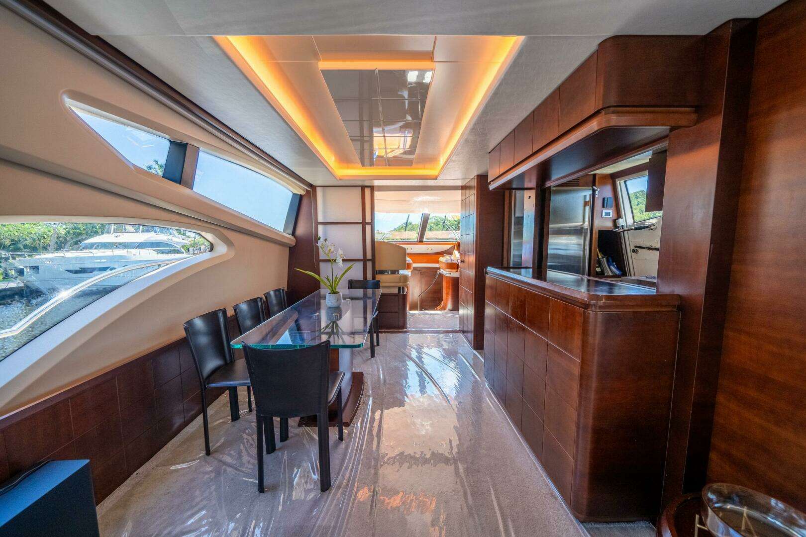 2010 Azimut 75 Fly - Image 27
