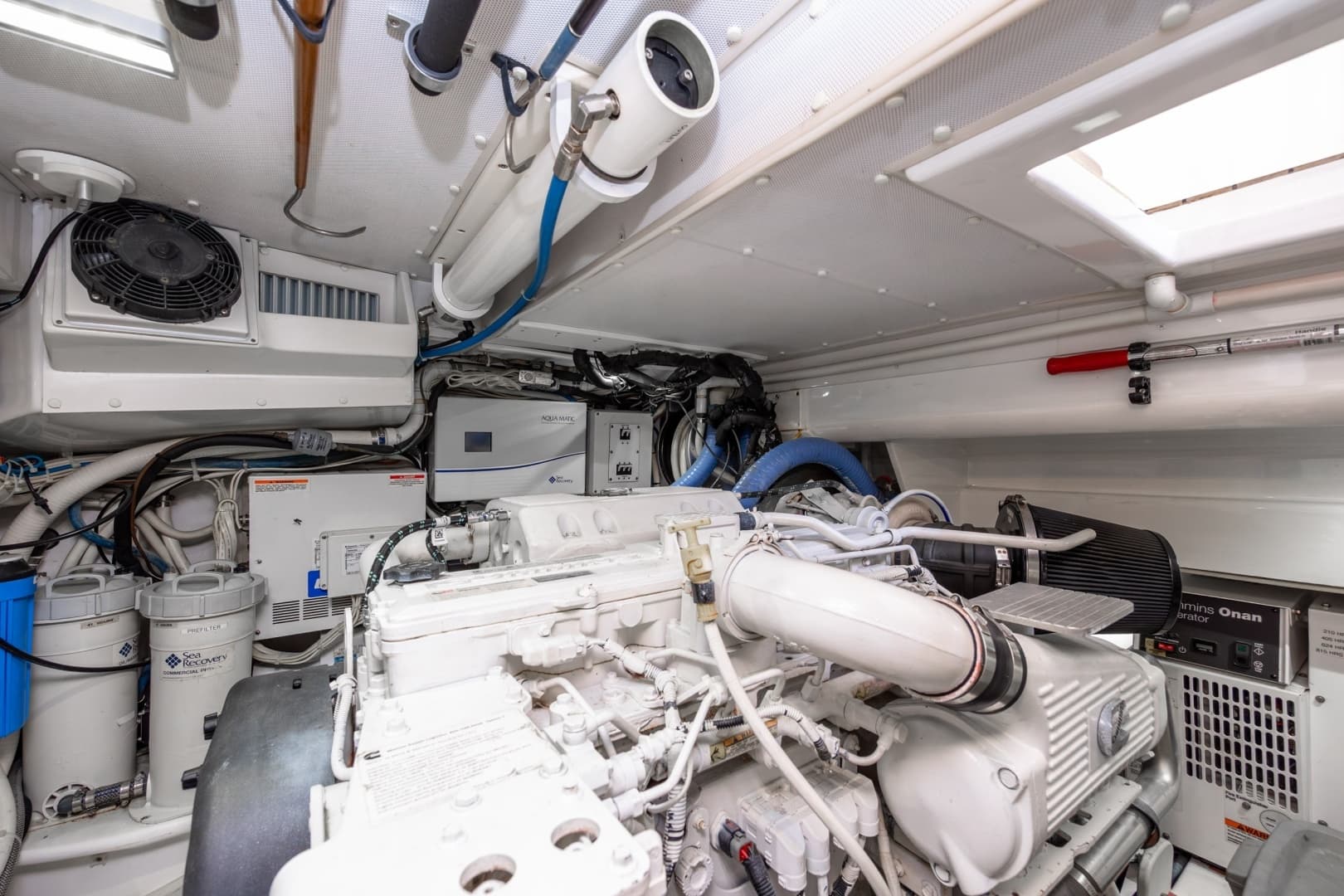 2015 Jarrett Bay Hardtop Express - Image 101