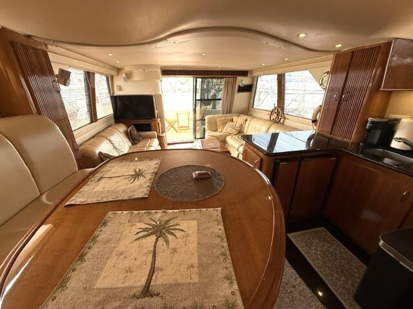 2005 Carver 46 Voyager - Image 42