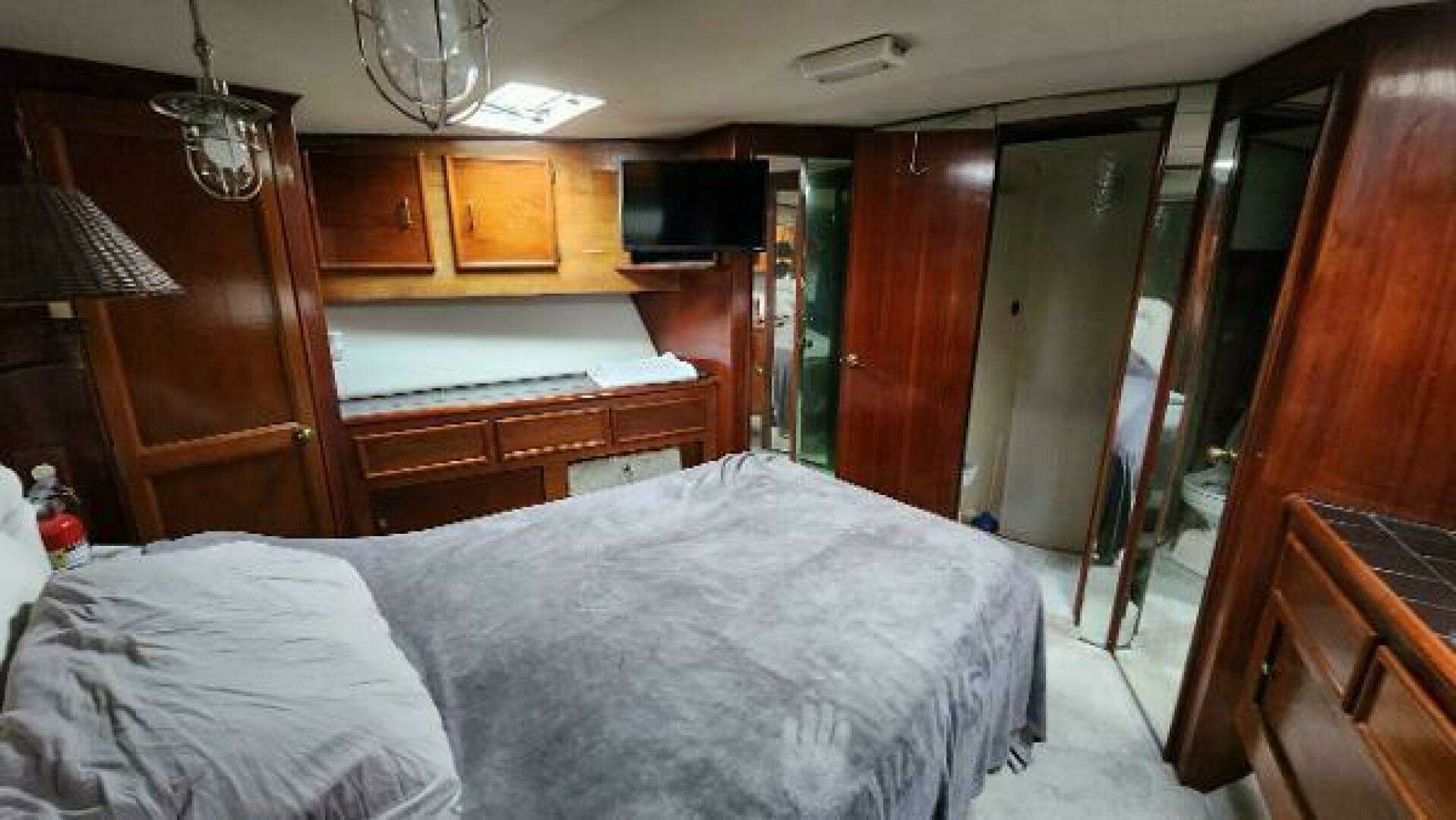 1989 Ocean Yachts 55 - Image 9