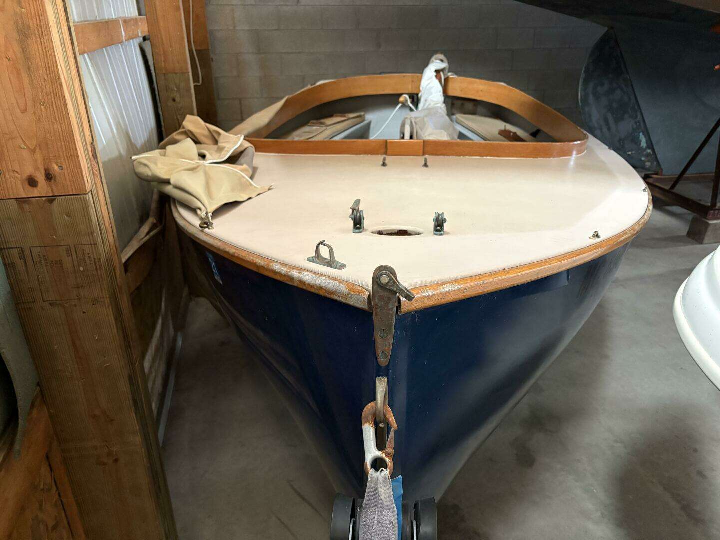 2012 Howard Fisher Cat 14 - Image 3