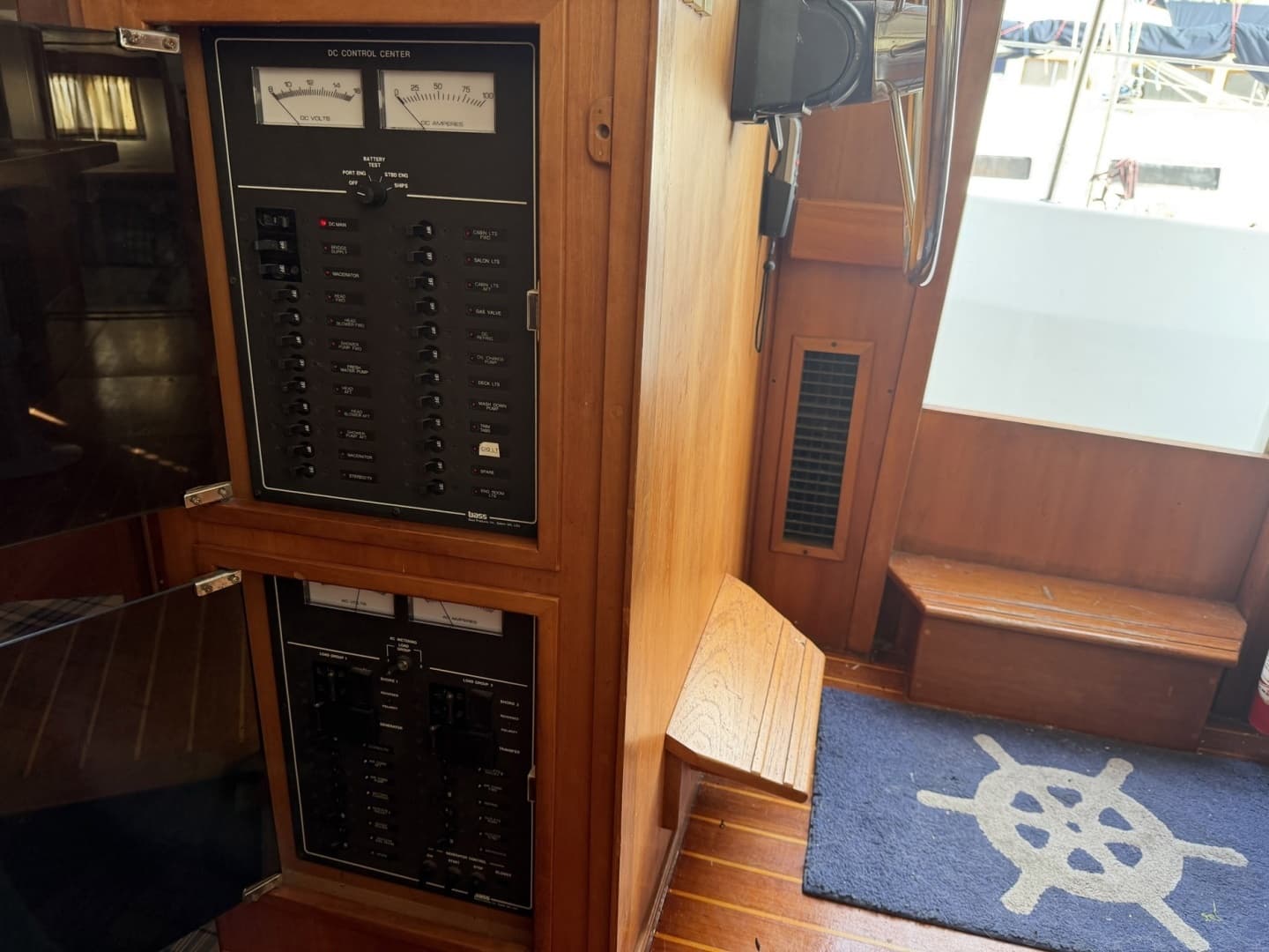 1997 Sabreline 36 Fast Trawler - Image 21