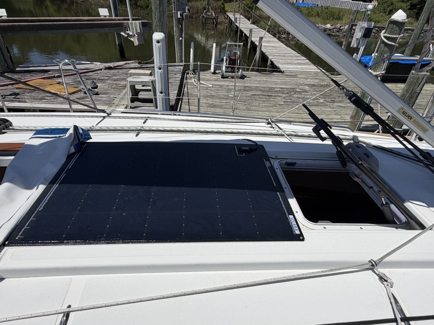 2015 Jeanneau 349 - Image 10