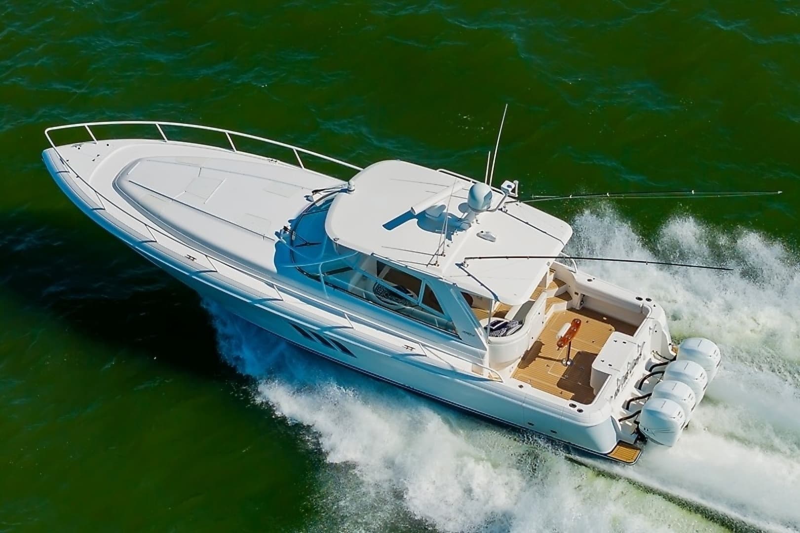 2010 Intrepid 475 Sport Yacht - Image 7