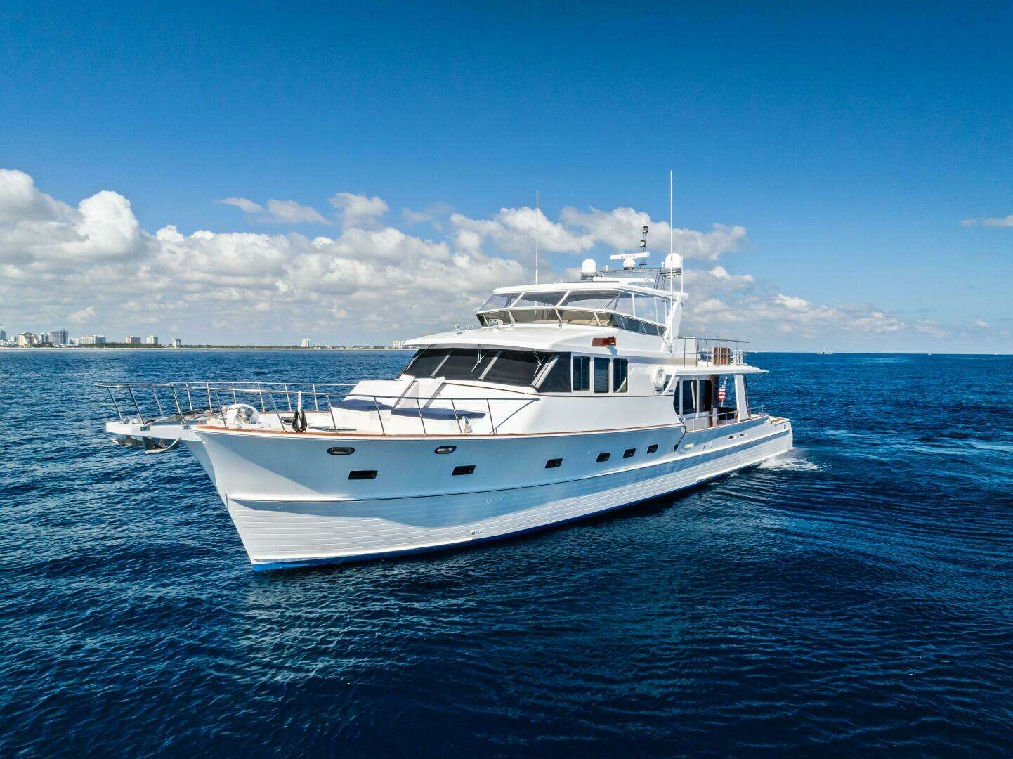 2005 Grand Banks 72 Aleutian RP - Image 21