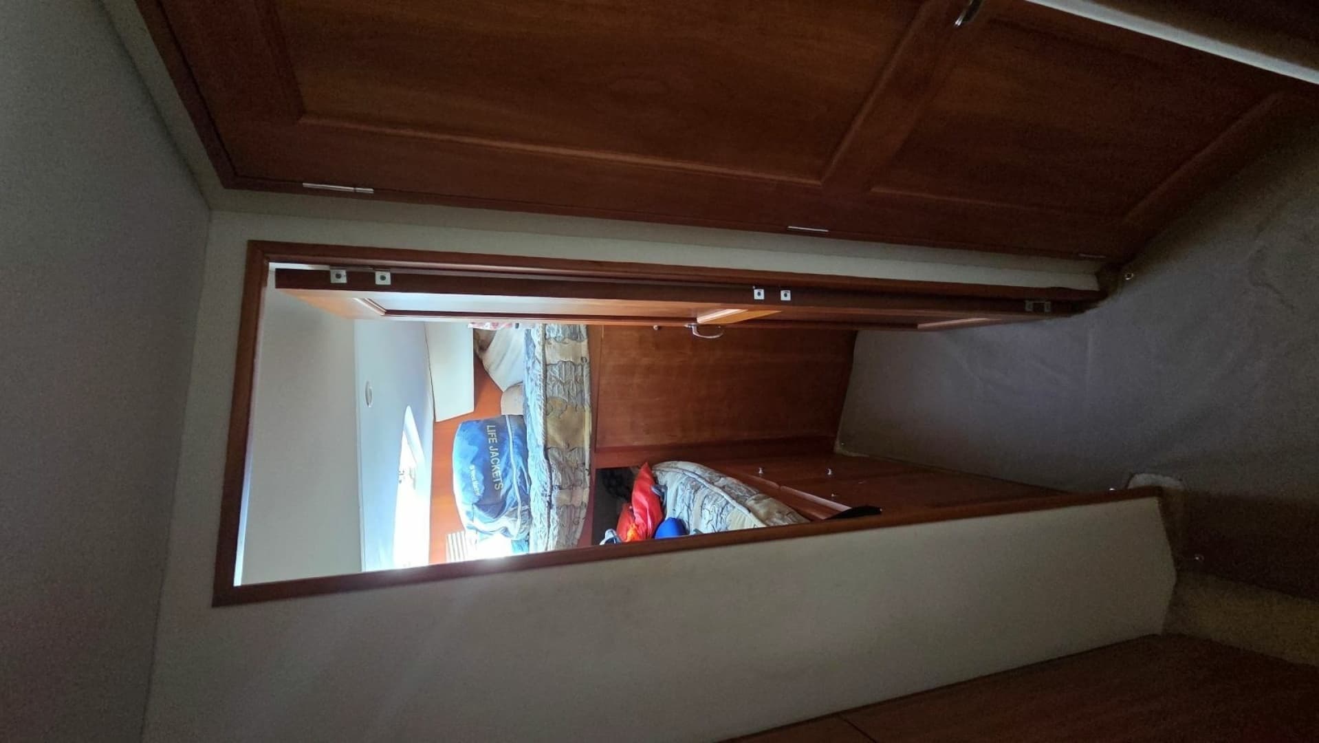 2001 Silverton 453 Motor Yacht - Image 45