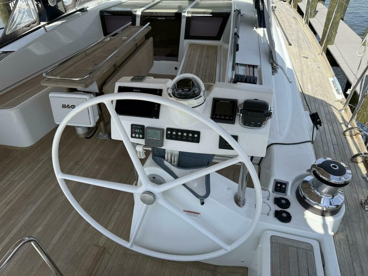 2016 Beneteau Oceanis 60 - Image 37