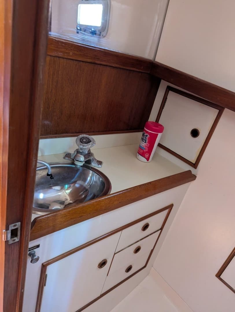1985 Nonsuch — - Image 4