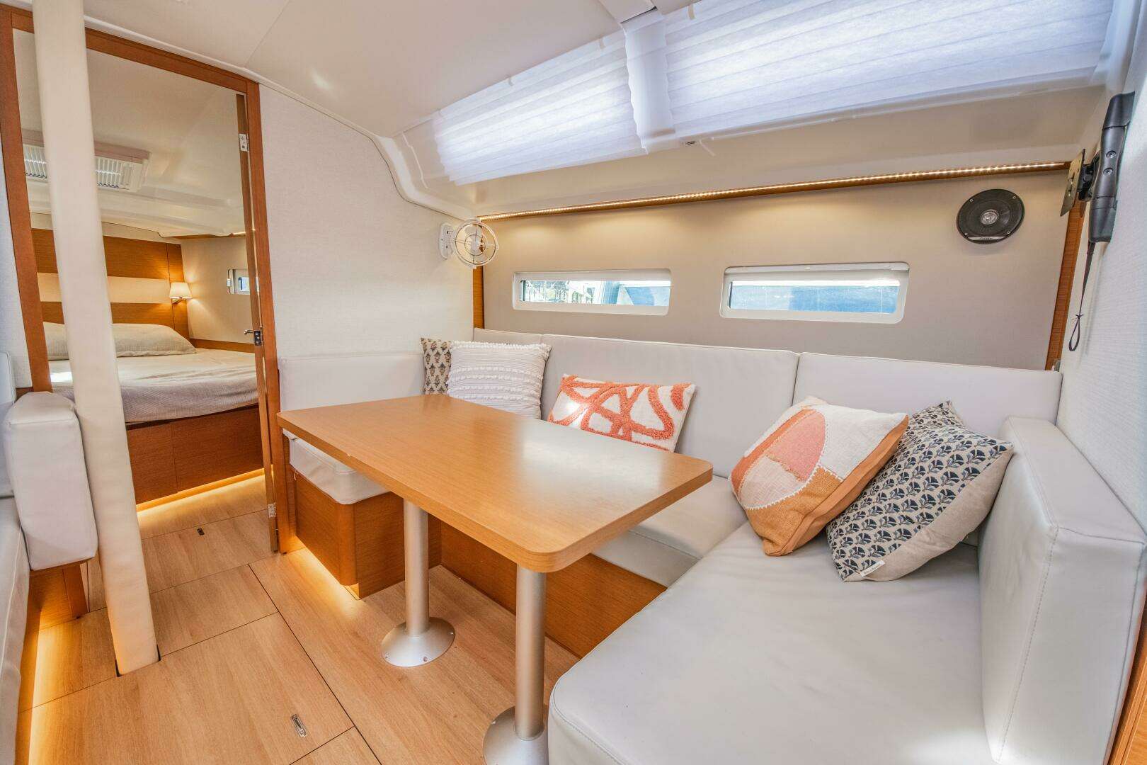 2023 Jeanneau Sun Odyssey 410 - Image 33