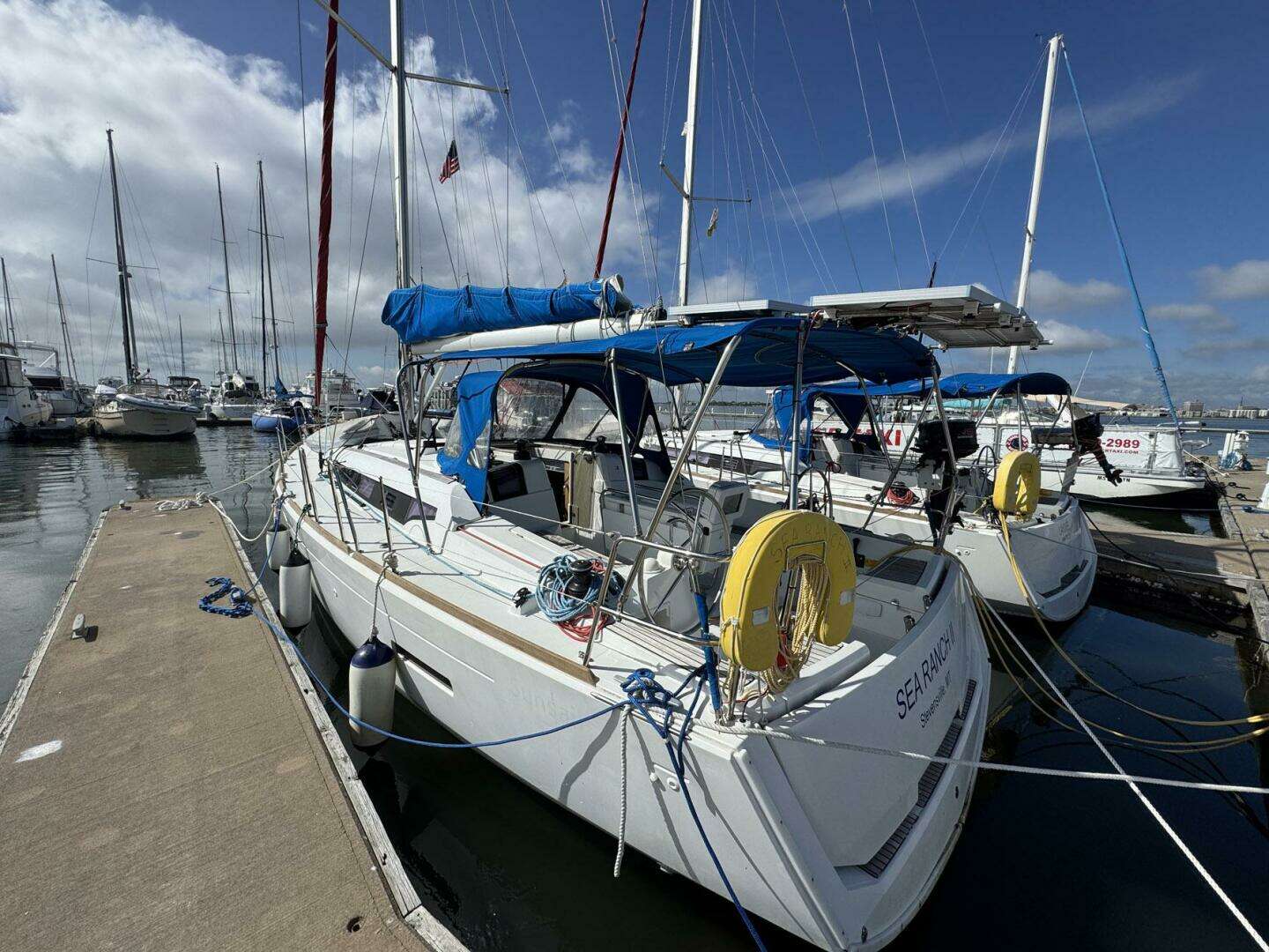 2018 Jeanneau Sun Odyssey 389 - Image 4